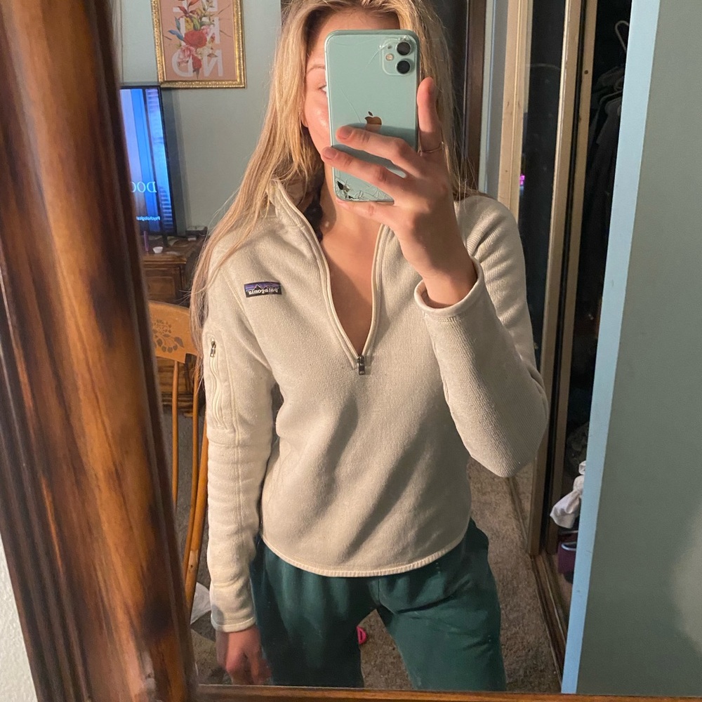 Patagonia Fleece Zip up Size Small Women’s